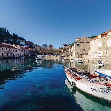 Cozy In Sipan With Outdoor Swimming Pool Σπίτι διακοπών